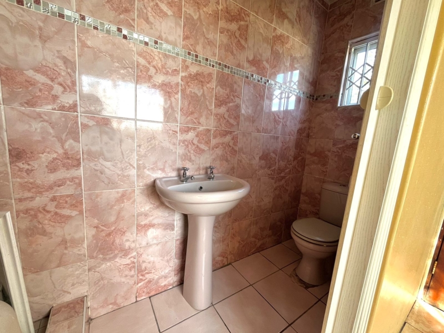 3 Bedroom Property for Sale in Haven Hills Eastern Cape